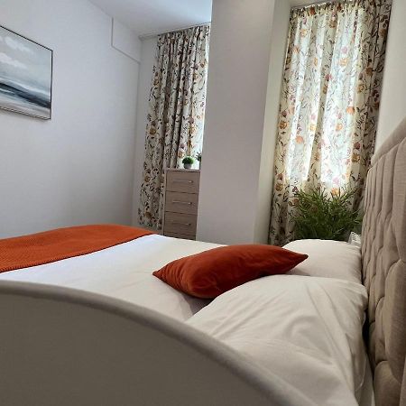 99 Guest House Eastbourne Zewnętrze zdjęcie